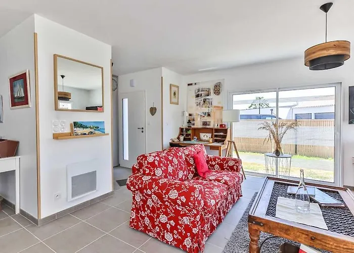 Au Pied De La Foret Tatil Evi