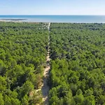 Holiday home Au Pied De La Foret Saint-Jean-de-Monts