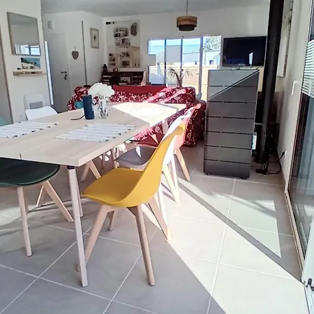 Au Pied De La Foret Holiday home